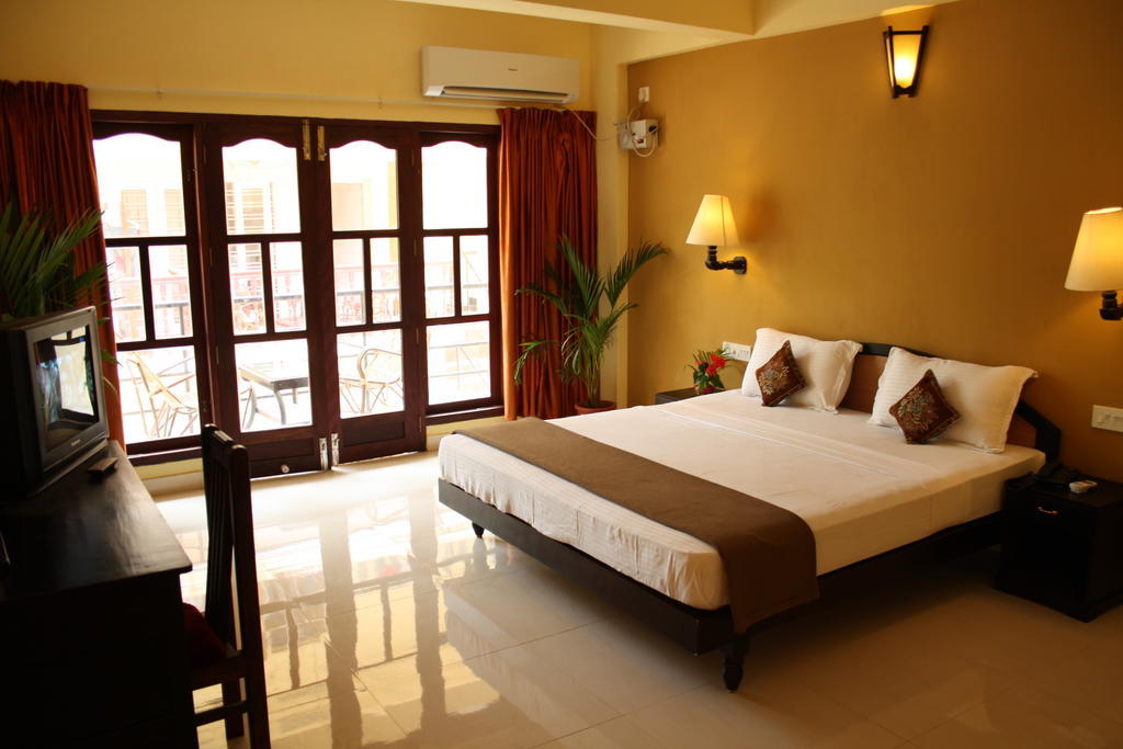 The Ocean Park Beach Resort Kovalam Room photo